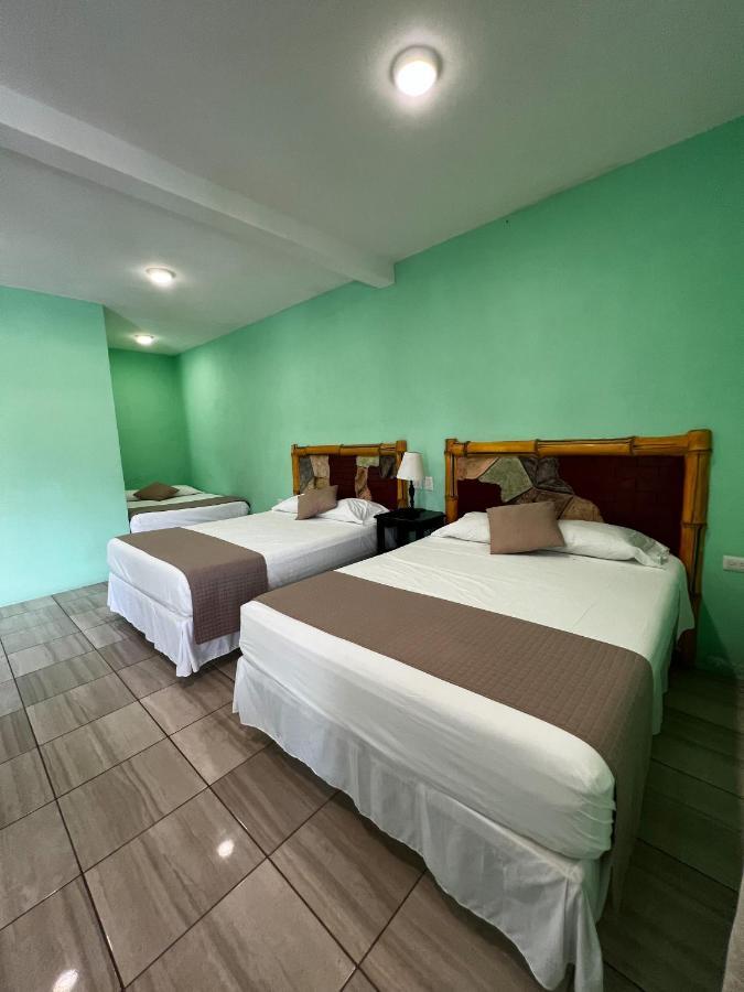 Hotel Pazifico En Монтеррико Екстер'єр фото