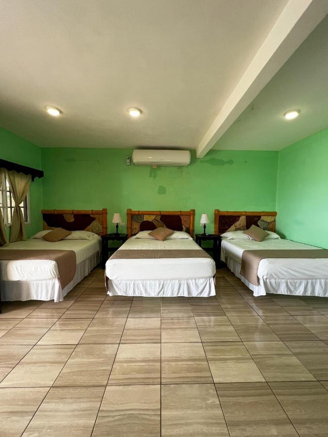 Hotel Pazifico En Монтеррико Екстер'єр фото