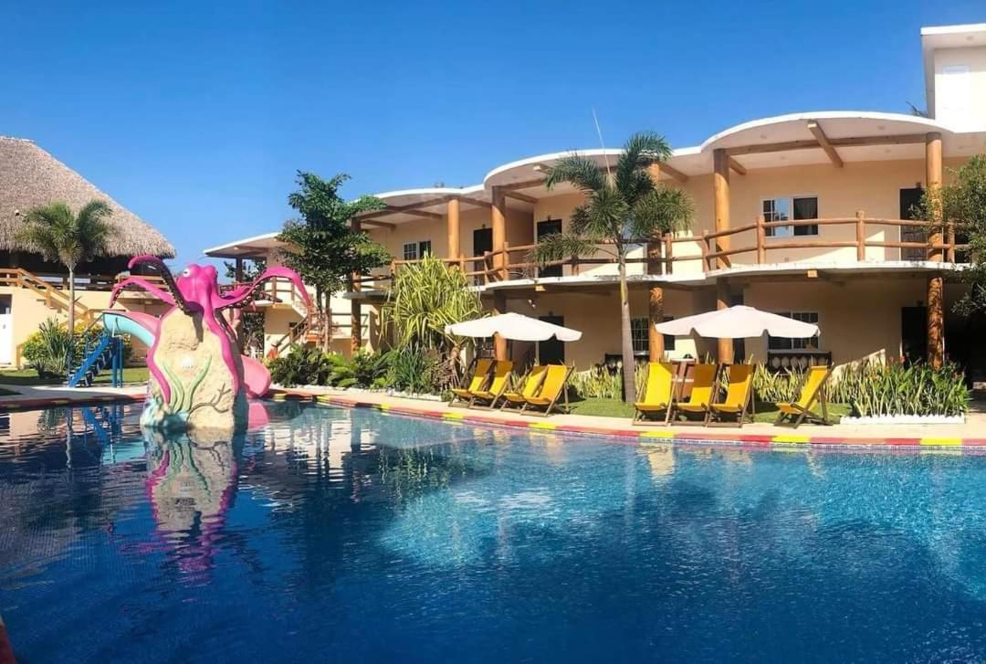 Hotel Pazifico En Монтеррико Екстер'єр фото