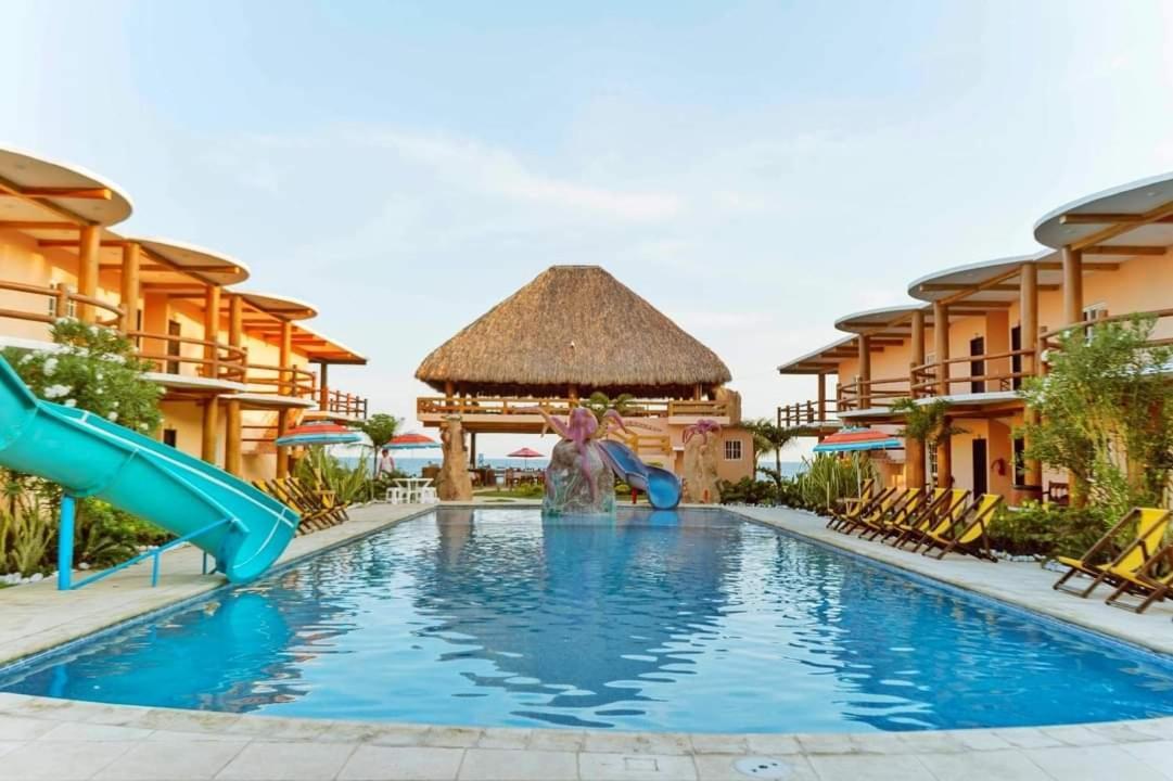 Hotel Pazifico En Монтеррико Екстер'єр фото